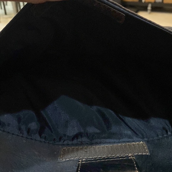 Leather Messenger Bag Color Brown Bag/Backpack Sz 14”x14”x3.5” 1 Button 1Pocket - Picture 11 of 15